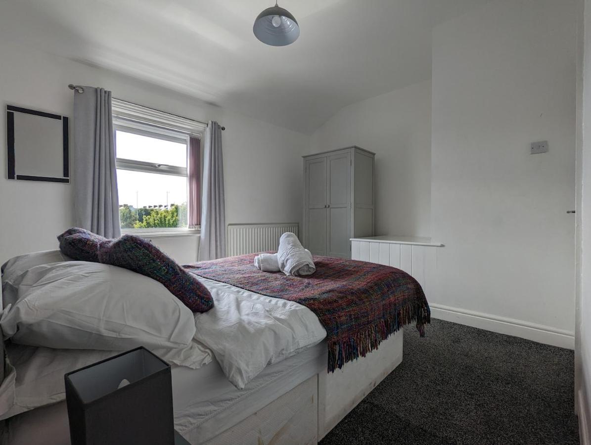 Seymour Home Free Allocated Parking Blackpool Extérieur photo
